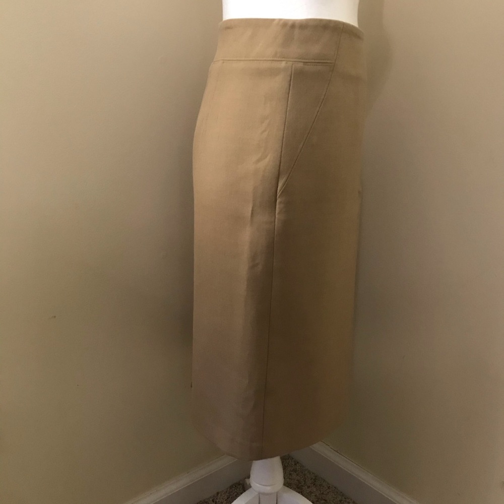 Loft Skirt - Picture 4 of 5